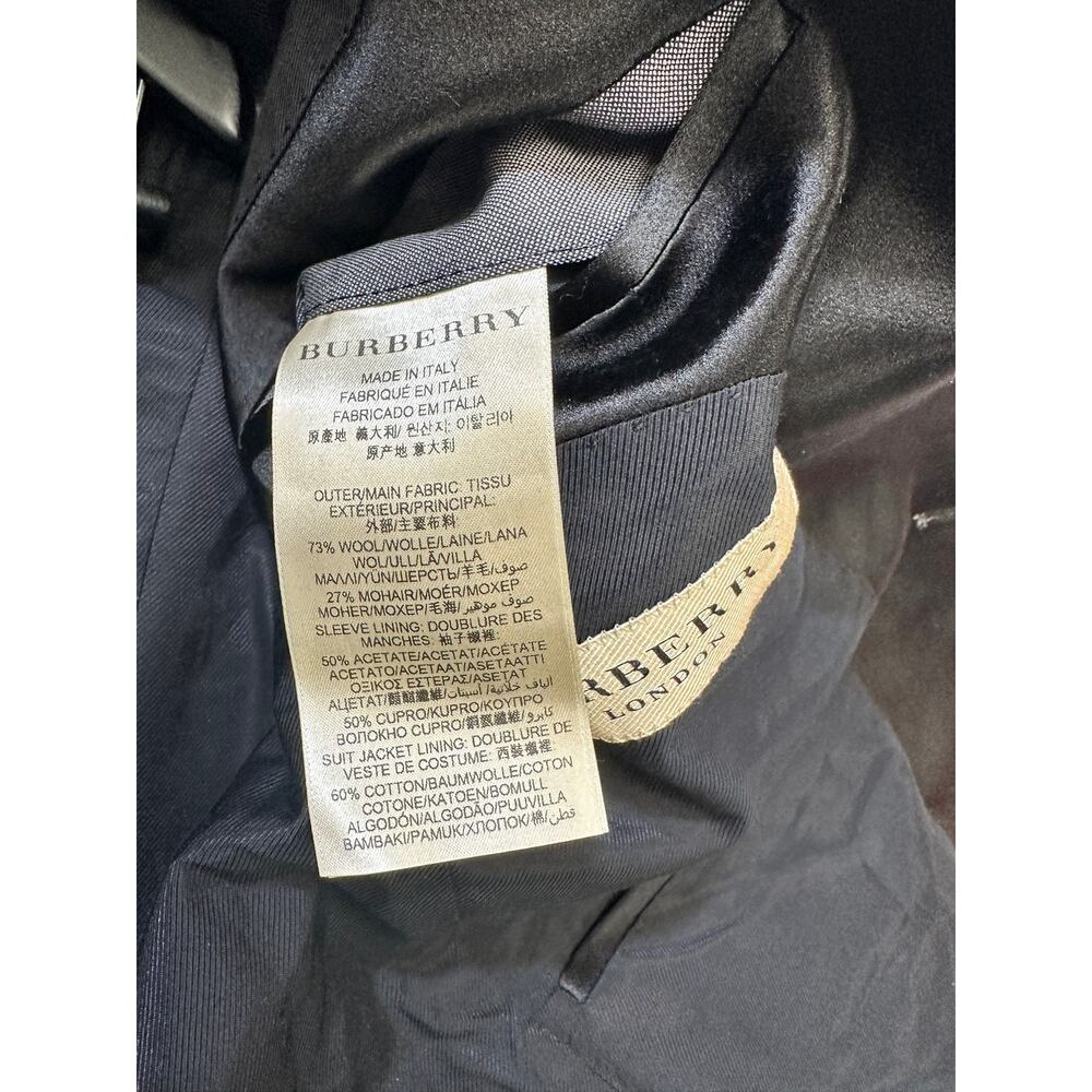 Burberry London Tuxedo 50R EU | 40R US - Picture 16 of 16